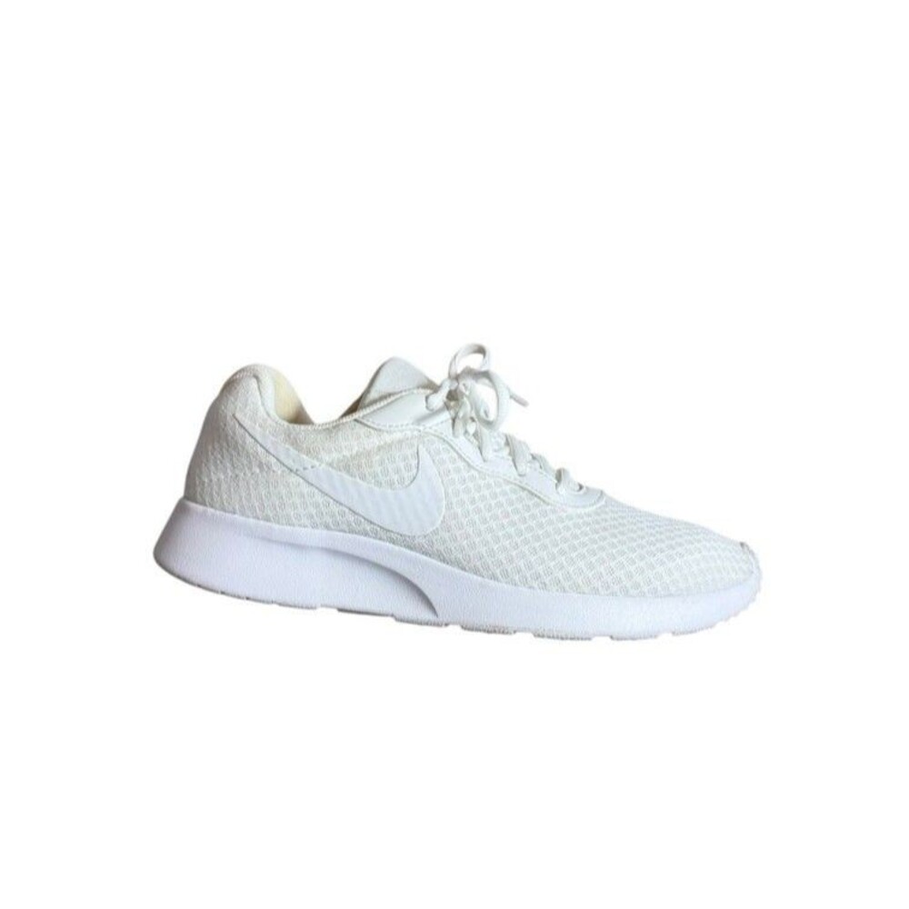 Nike Tanjun Womens Size 9 DJ6257-104 Triple White Sneakers Shoes Lifestyle